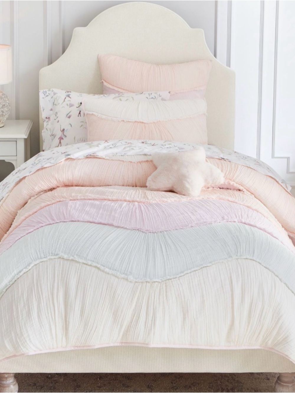 Pottery Barn Kids Ryleigh Ruched Wave Comforter and Sham